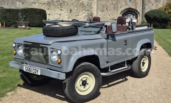 Buy Import Land Rover Defender Other Car in Alice Town in Biminis Buy Import Land Rover Defender Other Car in Alice Town in Biminis
