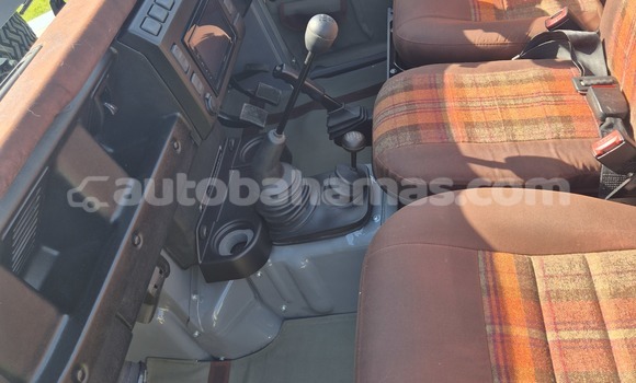 Buy Import Land Rover Defender Other Car in Alice Town in Biminis Buy Import Land Rover Defender Other Car in Alice Town in Biminis