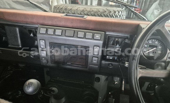 Buy Import Land Rover Defender Other Car in Alice Town in Biminis Buy Import Land Rover Defender Other Car in Alice Town in Biminis