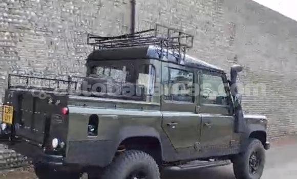 Buy Import Land Rover Defender Green Car in Alice Town in Biminis Buy Import Land Rover Defender Green Car in Alice Town in Biminis
