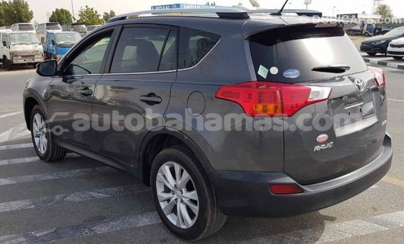 Buy Import Toyota HiAce Other Truck in Import - Dubai in Abaco Buy Import Toyota HiAce Other Truck in Import - Dubai in Abaco