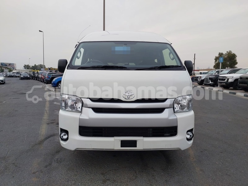 Big with watermark toyota hiace eleuthera freetown 2367