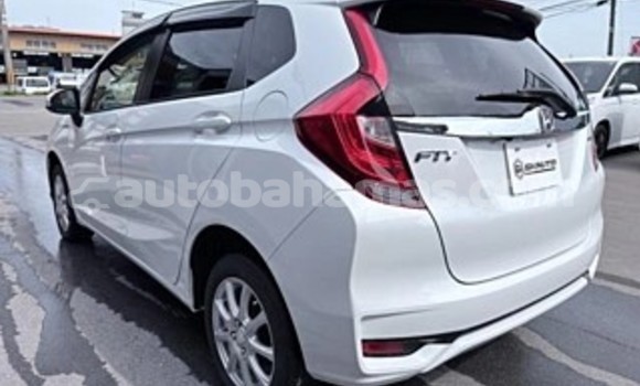 Buy Used Honda FIT White Car in Freetown in Eleuthera Buy Used Honda FIT White Car in Freetown in Eleuthera
