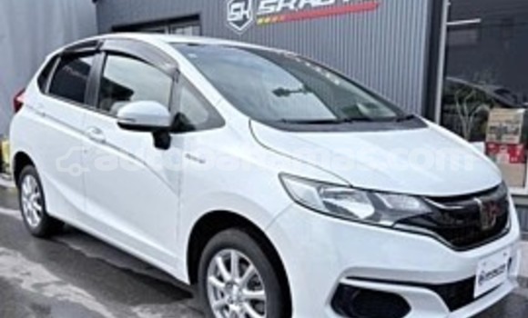 Buy Used Honda FIT White Car in Freetown in Eleuthera Buy Used Honda FIT White Car in Freetown in Eleuthera