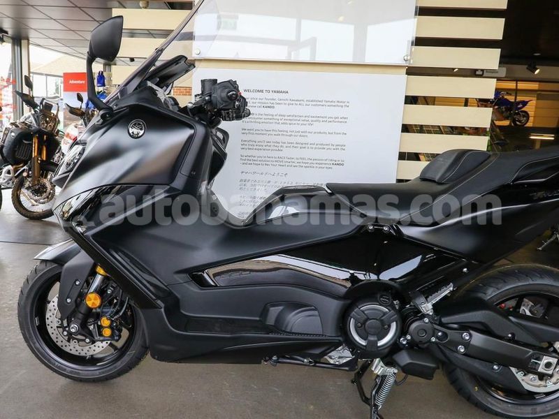 Big with watermark yamaha tmax abaco coopers town 2376