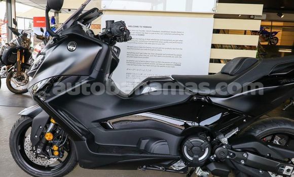 Buy New Yamaha TMAX Black Bike in Coopers Town in Abaco Buy New Yamaha TMAX Black Bike in Coopers Town in Abaco