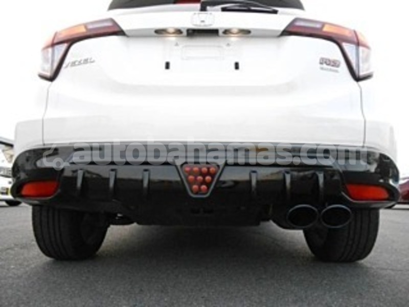 Big with watermark honda vezel eleuthera freetown 2378