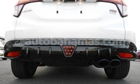 Buy Used Honda Vezel White Car in Freetown in Eleuthera Buy Used Honda Vezel White Car in Freetown in Eleuthera