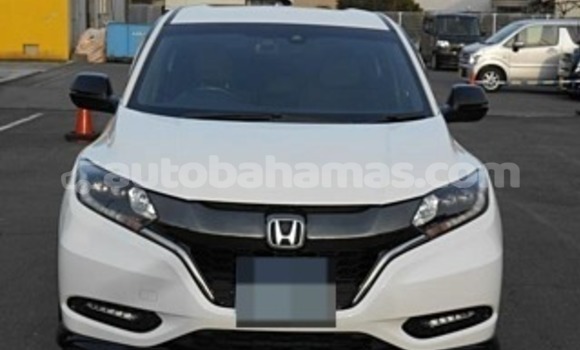 Buy Used Honda Vezel White Car in Freetown in Eleuthera Buy Used Honda Vezel White Car in Freetown in Eleuthera