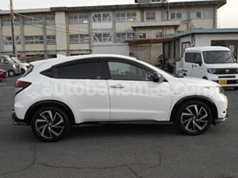 Big with watermark honda vezel eleuthera freetown 2378