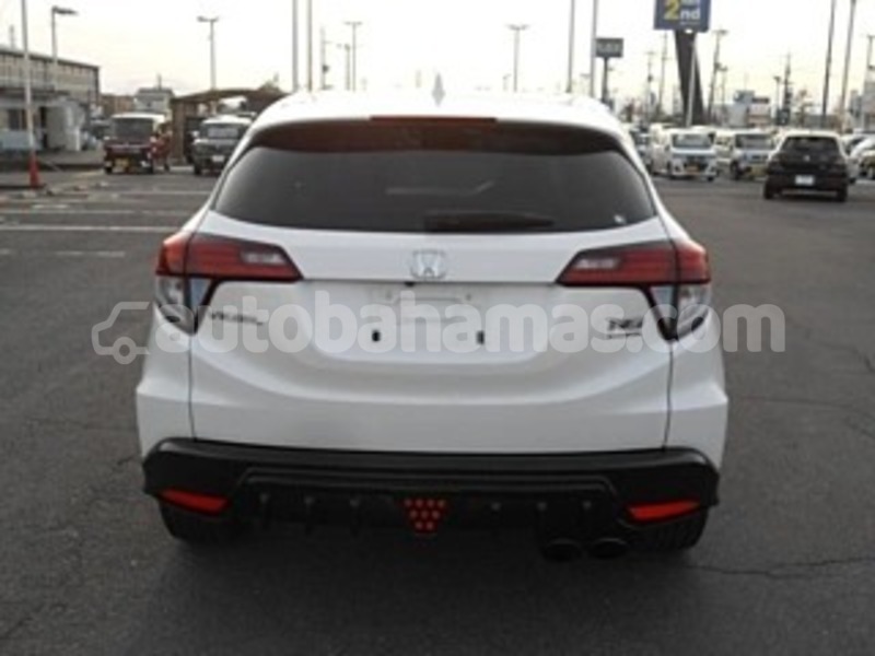 Big with watermark honda vezel eleuthera freetown 2378