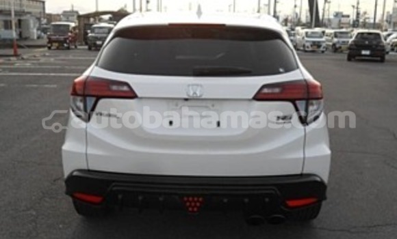 Buy Used Honda Vezel White Car in Freetown in Eleuthera Buy Used Honda Vezel White Car in Freetown in Eleuthera