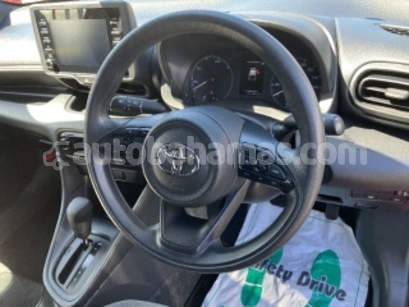 Big with watermark toyota yaris eleuthera freetown 2384