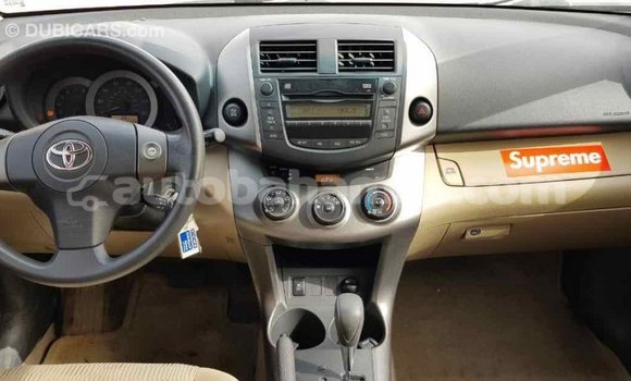 Buy Import Toyota HiAce Other Truck in Import - Dubai in Abaco Buy Import Toyota HiAce Other Truck in Import - Dubai in Abaco