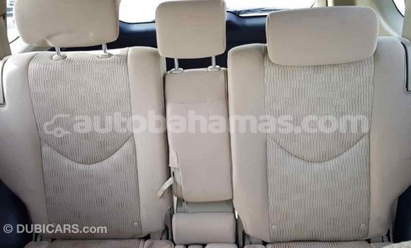 Buy Import Toyota HiAce Other Truck in Import - Dubai in Abaco Buy Import Toyota HiAce Other Truck in Import - Dubai in Abaco