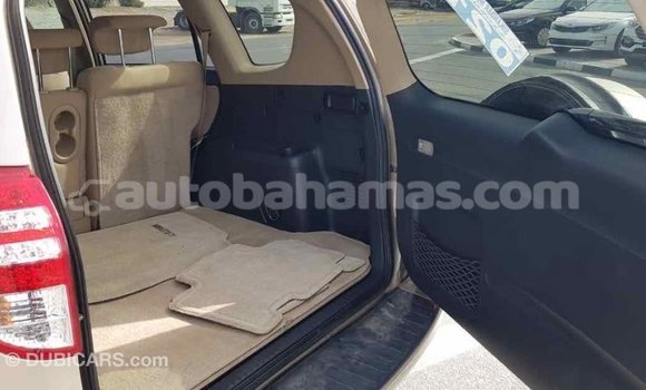 Buy Import Toyota HiAce Other Truck in Import - Dubai in Abaco Buy Import Toyota HiAce Other Truck in Import - Dubai in Abaco