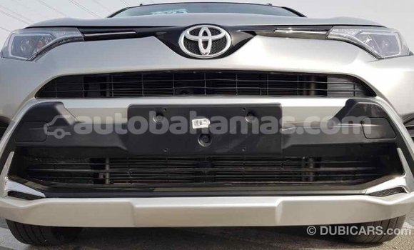 Buy Import Toyota HiAce Other Truck in Import - Dubai in Abaco Buy Import Toyota HiAce Other Truck in Import - Dubai in Abaco