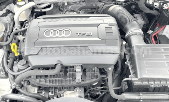 Buy Used Audi TT White Car in Freetown in Eleuthera Buy Used Audi TT White Car in Freetown in Eleuthera