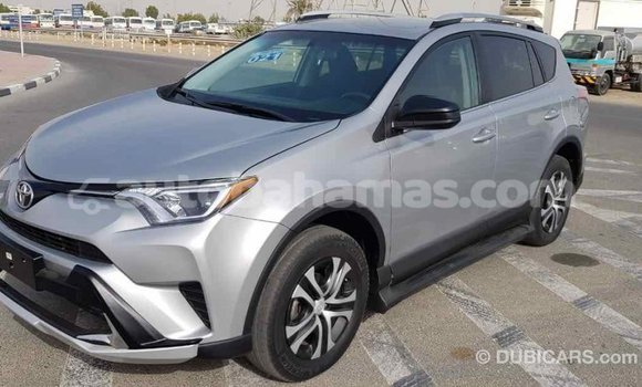 Buy Import Toyota HiAce Other Truck in Import - Dubai in Abaco Buy Import Toyota HiAce Other Truck in Import - Dubai in Abaco