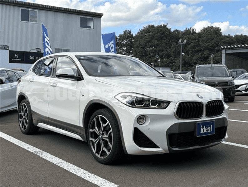 Big with watermark bmw x2 eleuthera freetown 2393