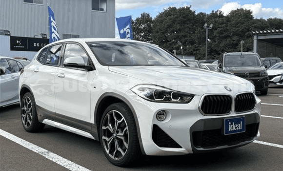 Buy Used BMW X2 White Car in Freetown in Eleuthera