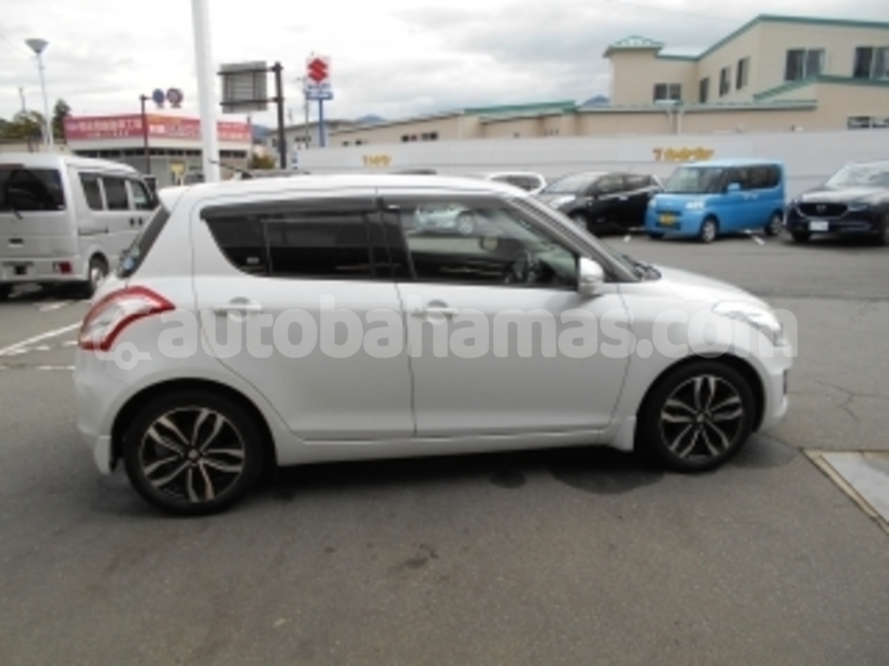 Big with watermark suzuki swift eleuthera freetown 2401