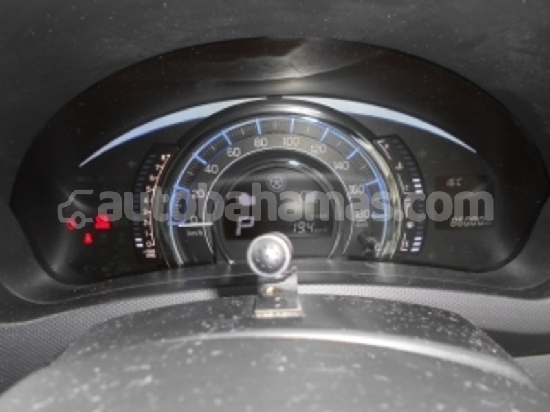 Big with watermark suzuki swift eleuthera freetown 2401