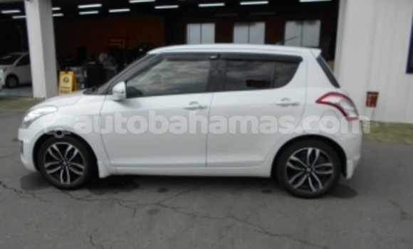 Buy Used Suzuki Swift White Car in Freetown in Eleuthera Buy Used Suzuki Swift White Car in Freetown in Eleuthera