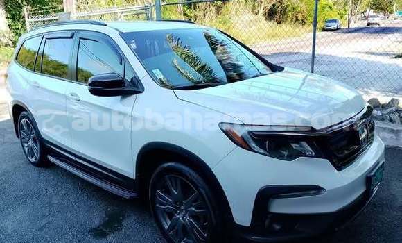 Buy Used Hyundai Accent Other Car in Andros Town in Andros Buy Used Hyundai Accent Other Car in Andros Town in Andros