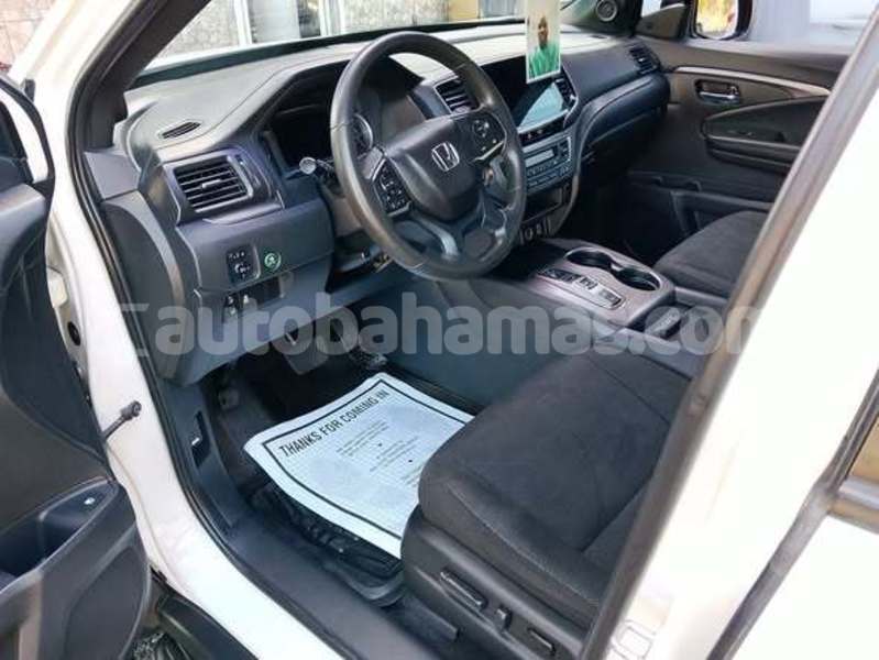 Big with watermark hyundai accent andros andros town 2411