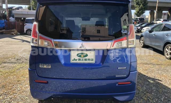 Buy Used Mitsubishi Delica D:2 Blue Car in Alice Town in Biminis Buy Used Mitsubishi Delica D:2 Blue Car in Alice Town in Biminis