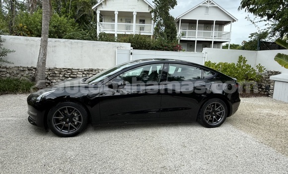 Buy Used Tesla Model 3 Black Car in Rock Sound in Eleuthera Buy Used Tesla Model 3 Black Car in Rock Sound in Eleuthera
