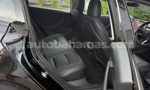 Buy Used Tesla Model 3 Black Car in Rock Sound in Eleuthera Buy Used Tesla Model 3 Black Car in Rock Sound in Eleuthera