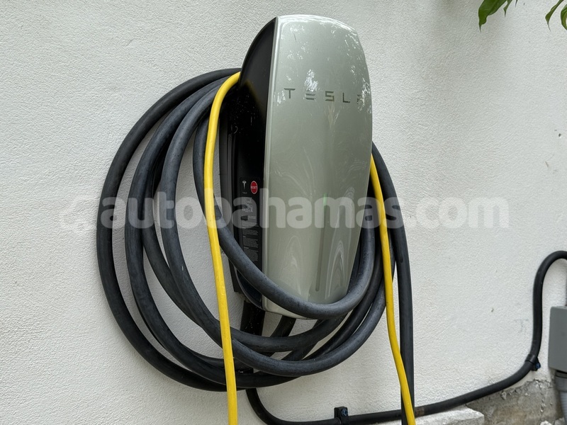Big with watermark tesla model 3 eleuthera rock sound 2421