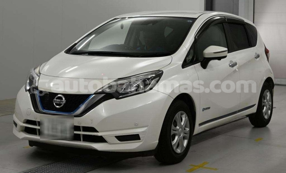 Buy Used Nissan Note White Car in Rock Sound in Eleuthera