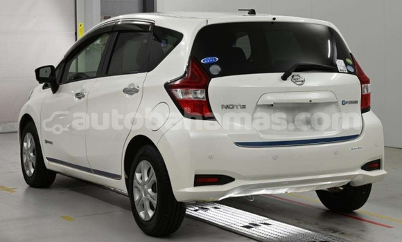 Buy Used Nissan Note White Car in Rock Sound in Eleuthera Buy Used Nissan Note White Car in Rock Sound in Eleuthera