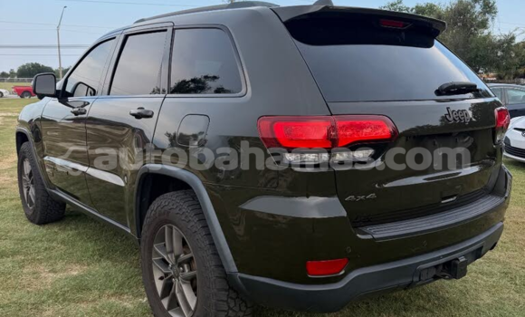 Buy Used Jeep Grand Cherokee White Car in Freetown in Eleuthera