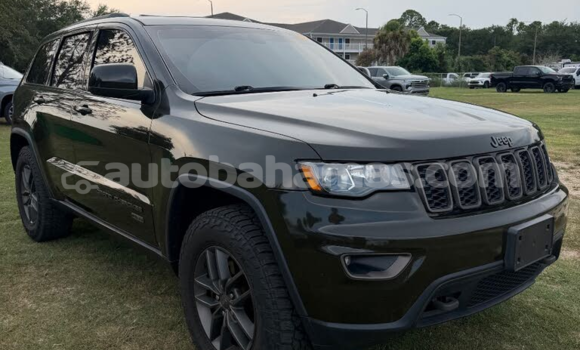 Buy Used Jeep Grand Cherokee White Car in Freetown in Eleuthera Buy Used Jeep Grand Cherokee White Car in Freetown in Eleuthera