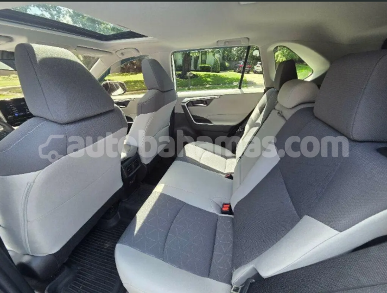 Big with watermark toyota rav4 abaco marsh harbour 2428