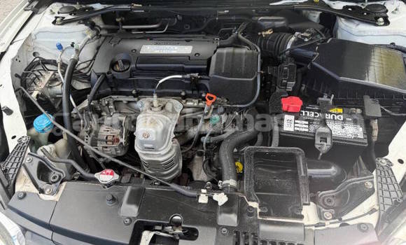 Buy Used Honda Accord White Car in Freetown in Eleuthera Buy Used Honda Accord White Car in Freetown in Eleuthera