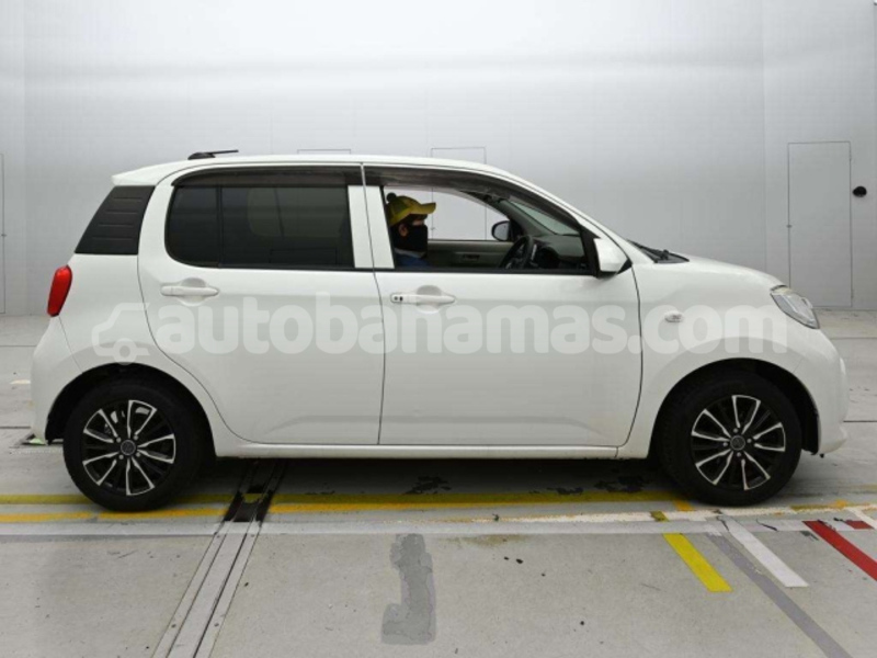Big with watermark toyota passo biminis alice town 2431