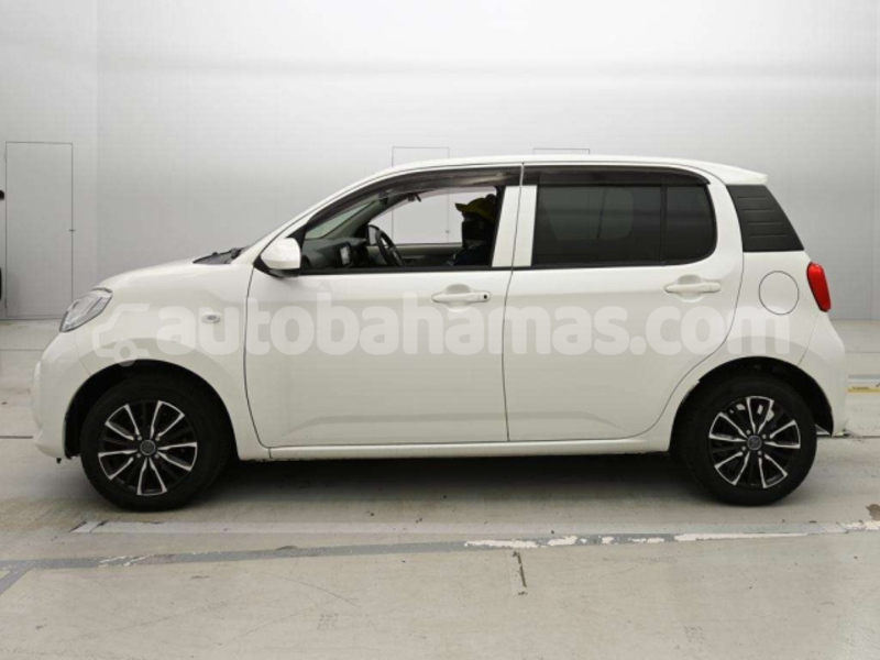 Big with watermark toyota passo biminis alice town 2431