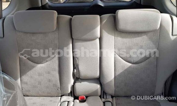 Buy Import Toyota HiAce Green Truck in Import - Dubai in Abaco Buy Import Toyota HiAce Green Truck in Import - Dubai in Abaco