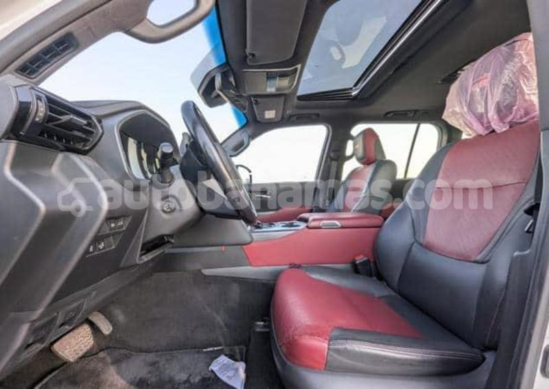 Big with watermark toyota land cruiser abaco marsh harbour 2443
