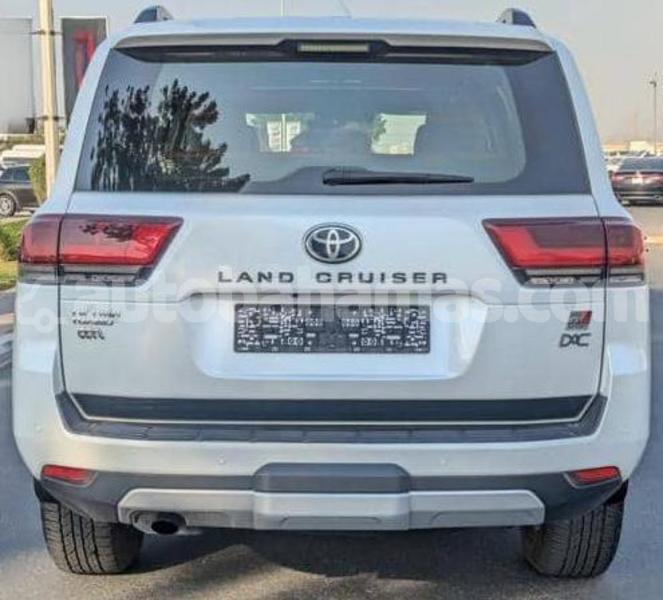 Big with watermark toyota land cruiser abaco marsh harbour 2443