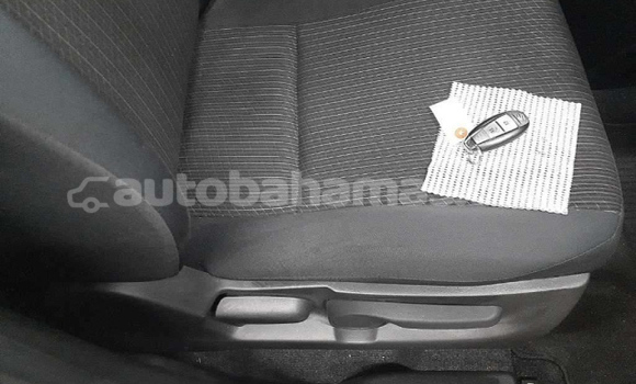 Buy Used Suzuki Swift White Car in Freetown in Eleuthera Buy Used Suzuki Swift White Car in Freetown in Eleuthera