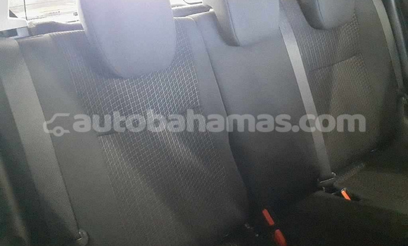 Buy Used Suzuki Swift White Car in Freetown in Eleuthera Buy Used Suzuki Swift White Car in Freetown in Eleuthera