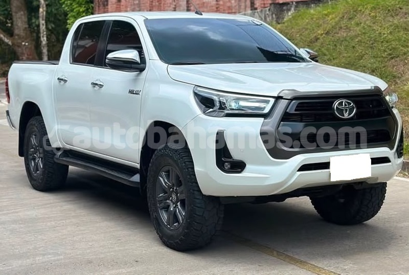 Big with watermark toyota hilux abaco marsh harbour 2488