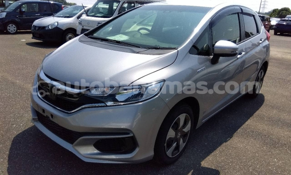 Buy Used Honda FIT Silver Car in Freetown in Eleuthera