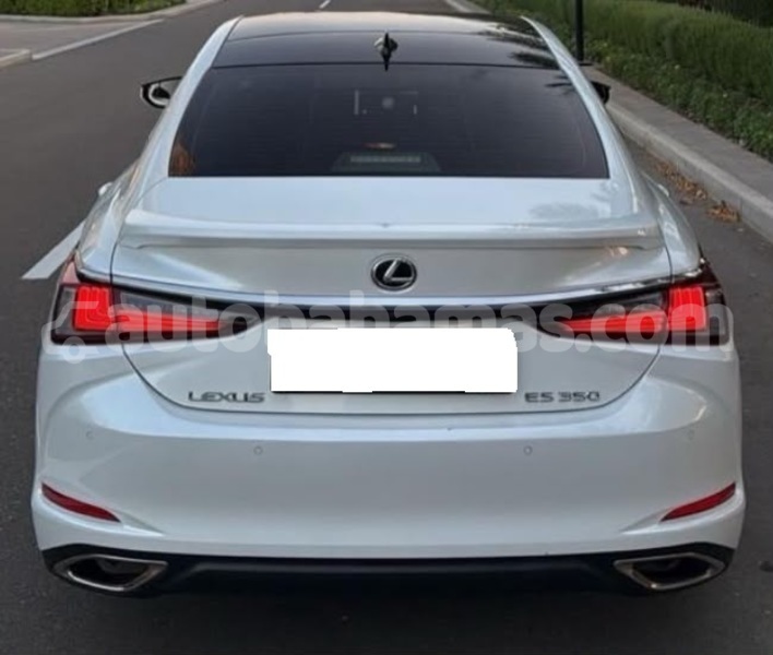 Big with watermark lexus es abaco marsh harbour 2496